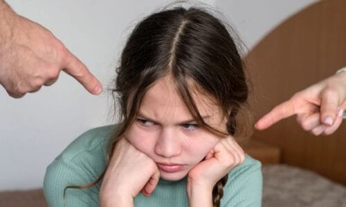 Signs of a Manipulative Parent